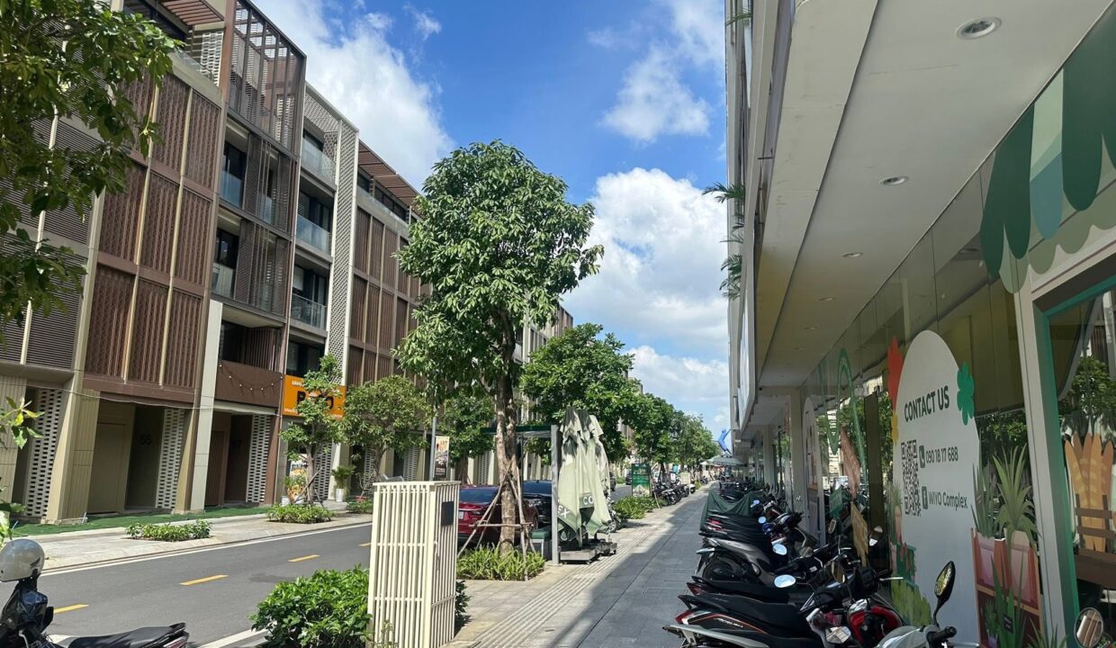 ban-nha-pho-thuong-mai-soho-95m2-gia-tot-tai-the-global-city-1